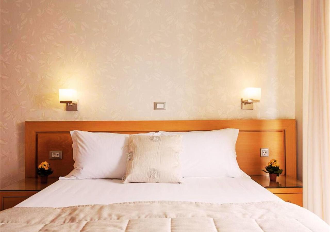 Plaza Hotel Zakynthos Town Luaran gambar