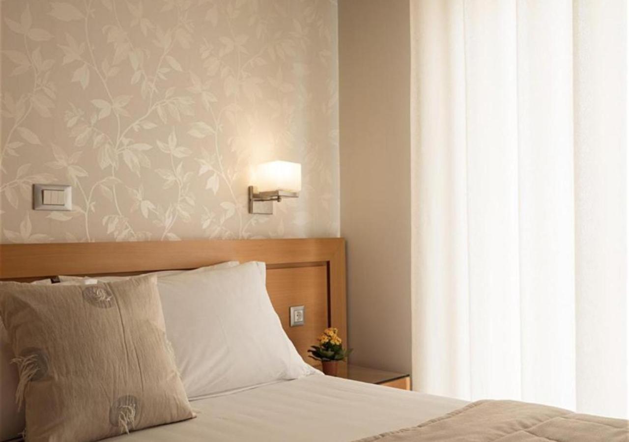 Plaza Hotel Zakynthos Town Luaran gambar